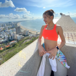 hot-girl-yen-xuan-ngay-cang-lo-ro-ve-goi-cam-cuon-hut-khi-dien-bikinidocx-1626019562458